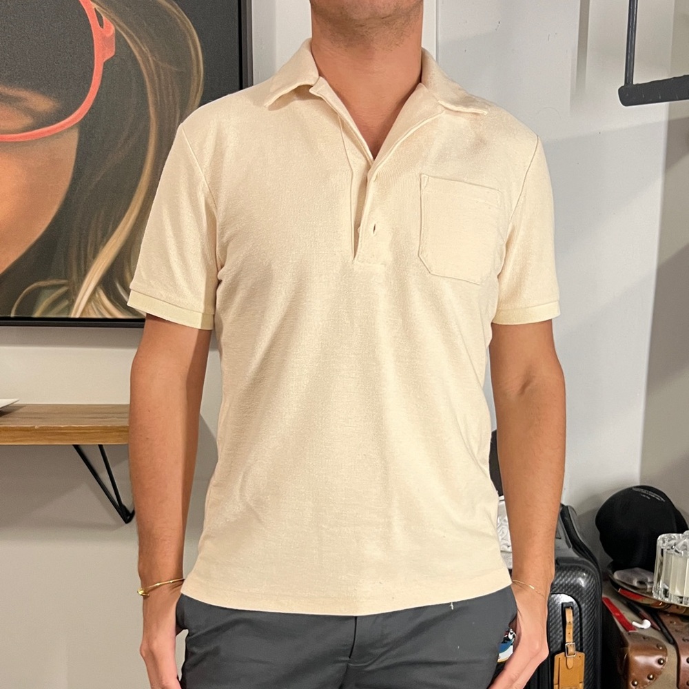 Vintage looking men’s polo